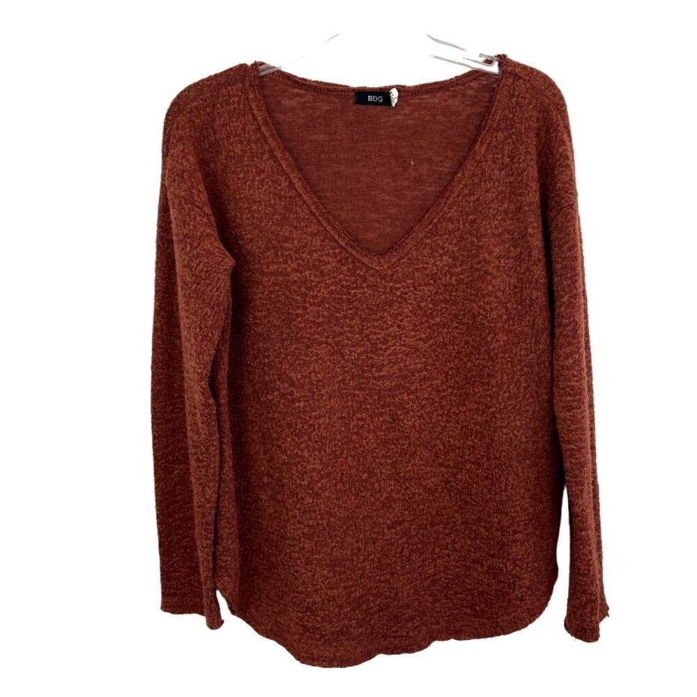 BDG burnt orange v neck pull over sweater womens size medium